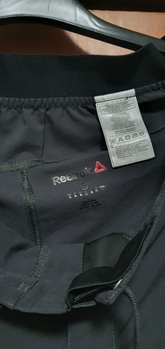 Short Reebok