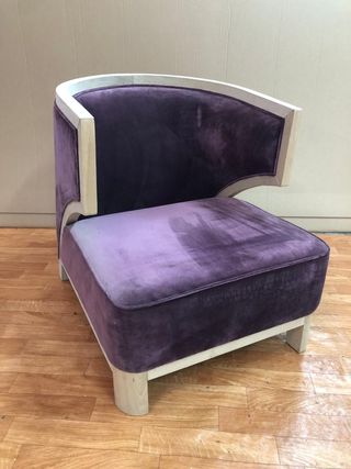 Cadeirão com madeira