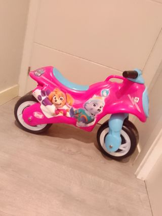 Moto niña patrulla canina 