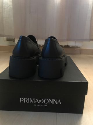 MOCASINES DE PIEL