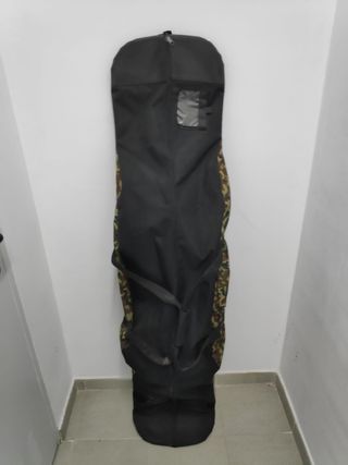 Tabla de snowboard con fijaciones