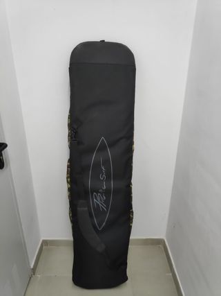 Tabla de snowboard con fijaciones