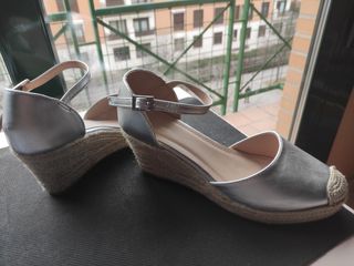 Sandalias de cuña 