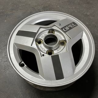 Llanta OPEL CORSA A GSI NUEVA