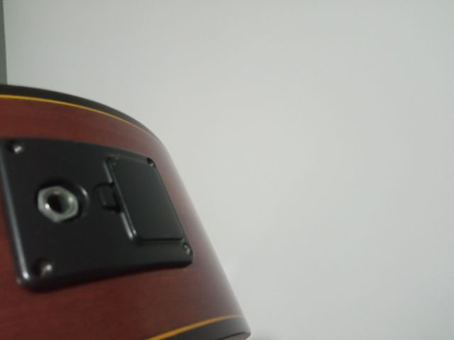 Guitarra amplificada cutewei Valencia