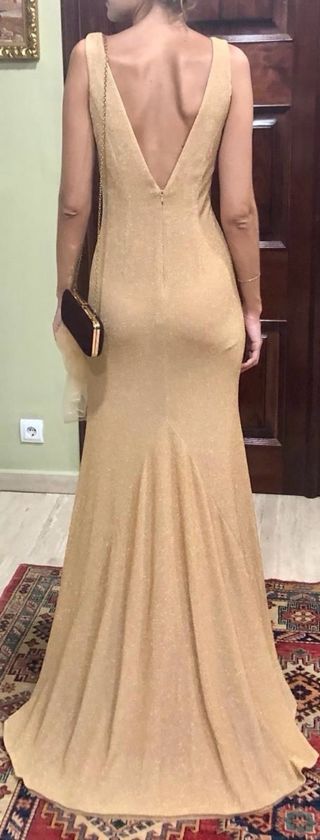 Vestido largo dorado
