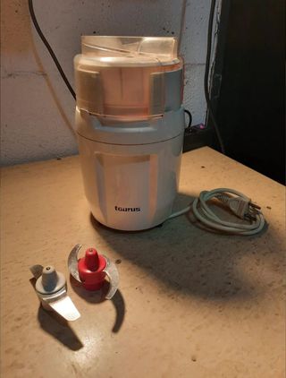 PICADORA DE ALIMENTOS - TAURUS