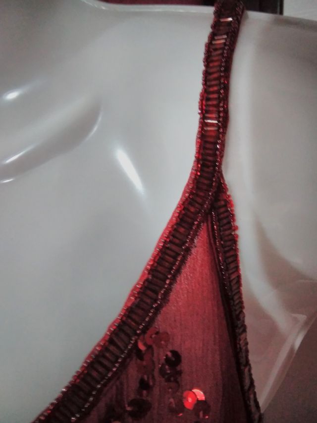 Abitino Sisley molto bello e versatile