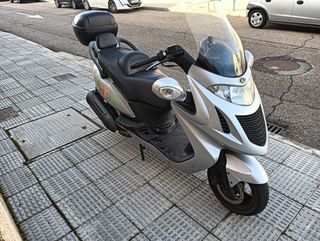 Moto Kymco Grand Dink 125
