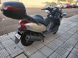 Moto Kymco Grand Dink 125