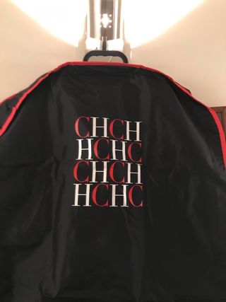 Funda trajes Carolina Herrera