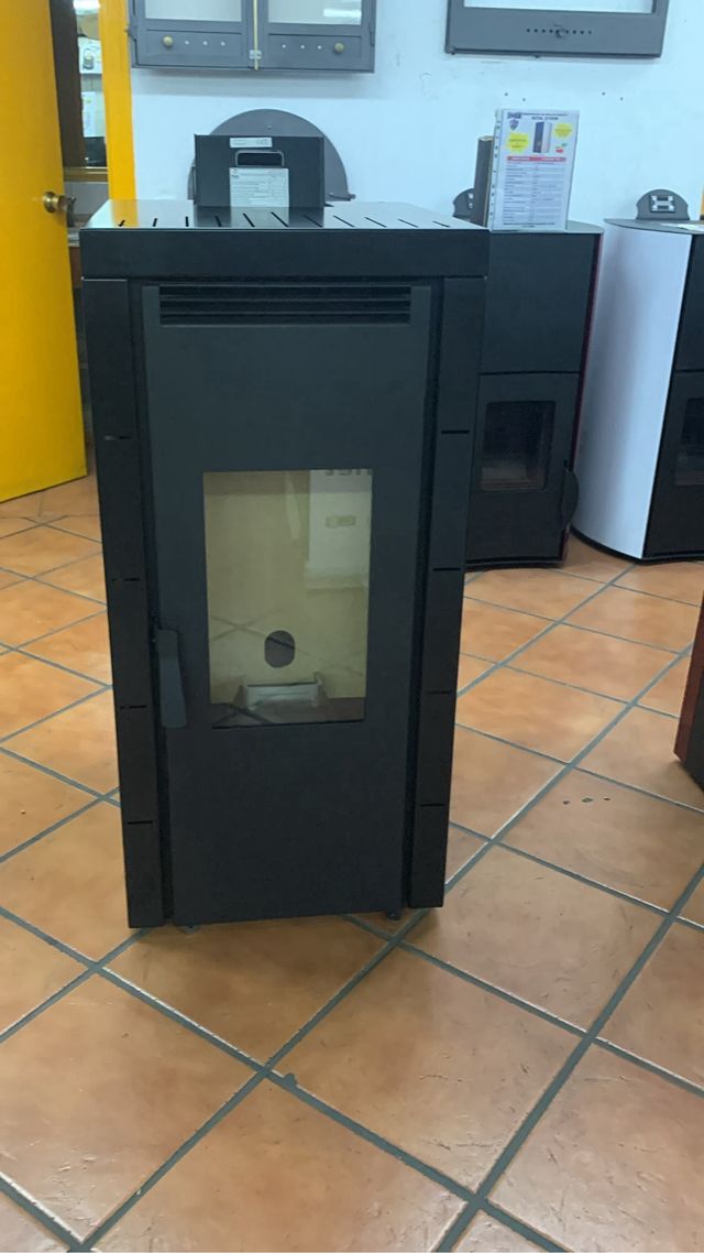 ESTUFA DE PELLETS AIRE FRONTAL BP-700