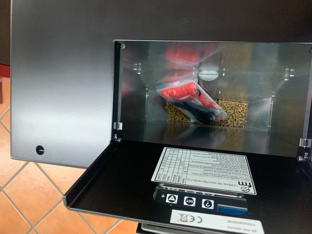 ESTUFA DE PELLETS AIRE FRONTAL BP-700