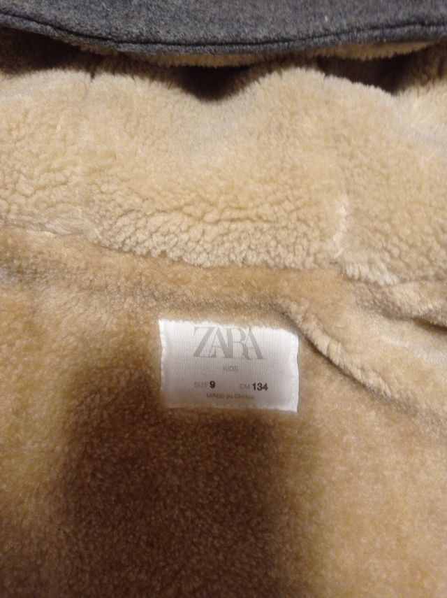 abrigo talla 9 zara, nueva sin etiqueta