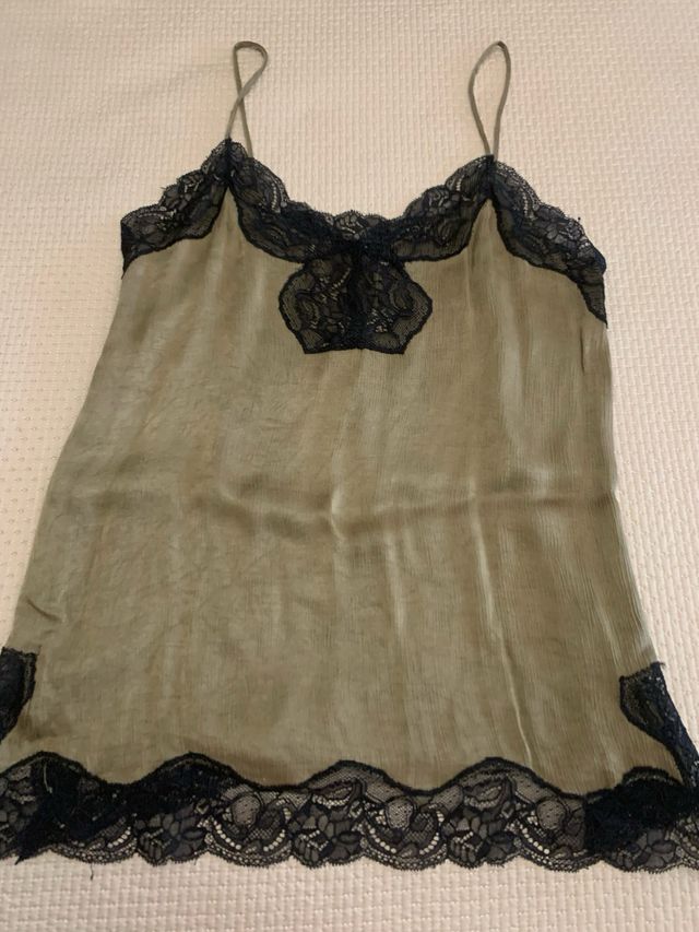 Camiseta lencera Zara