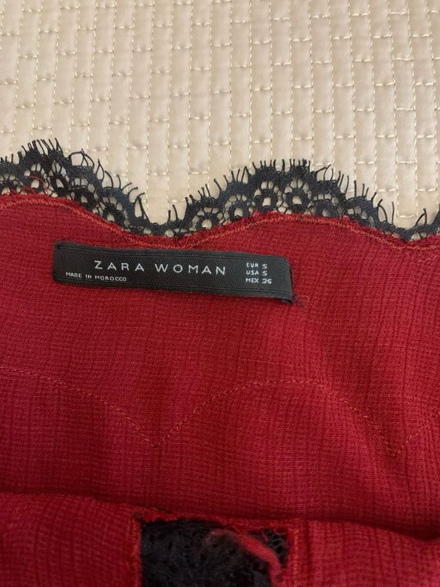 Camiseta lencera Zara