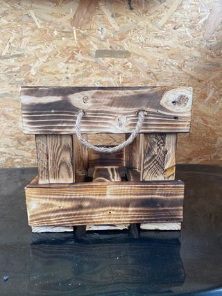 Caja/madera/flameada/rustico