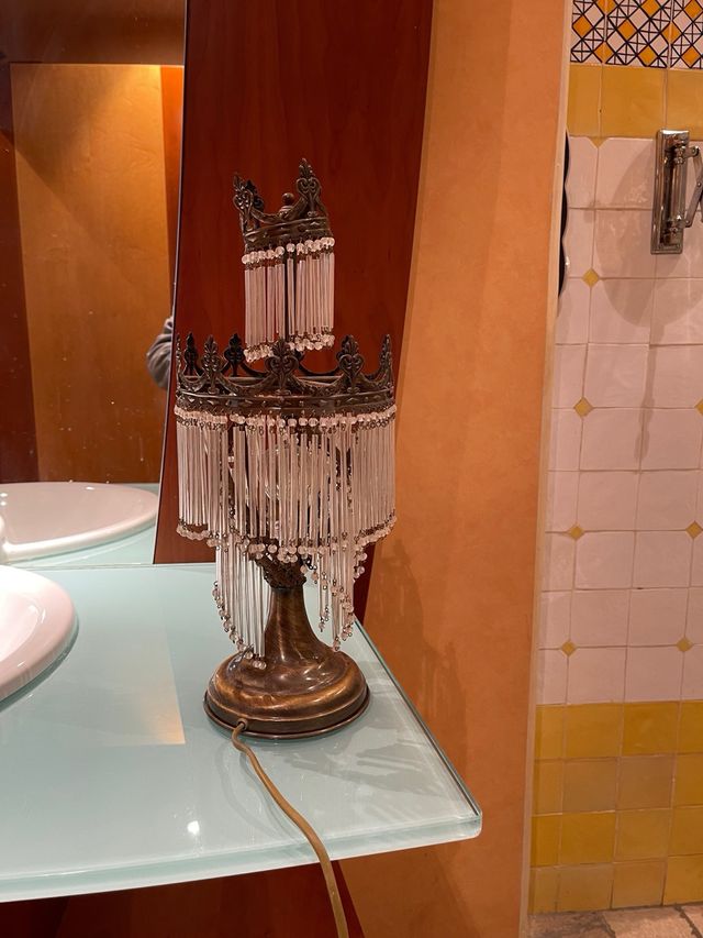 Lámpara de latón y cristal