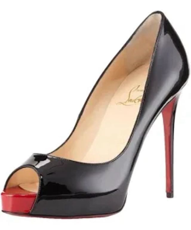 Salones Christian Louboutin (795$) Suela perfecta.