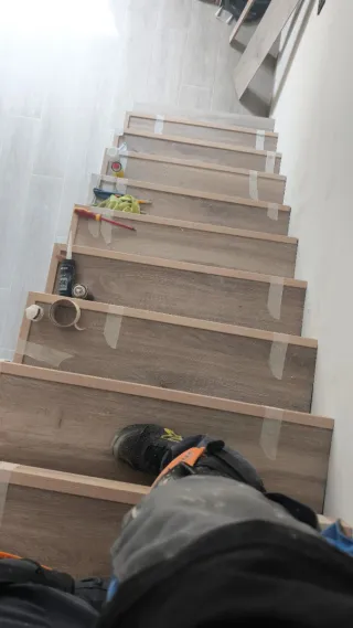 INTALACION PROFESIONAL DE SUELO LAMINADO
