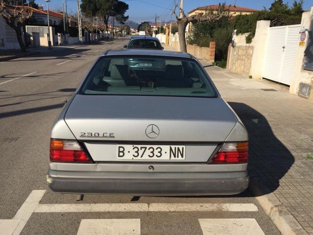 Mercedes-Benz 230ce Coupe w124  1992