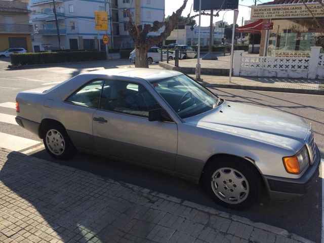 Mercedes-Benz 230ce Coupe w124  1992