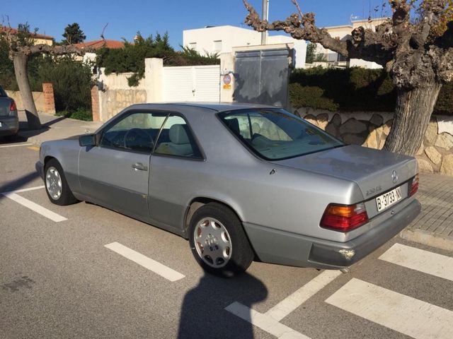 Mercedes-Benz 230ce Coupe w124  1992