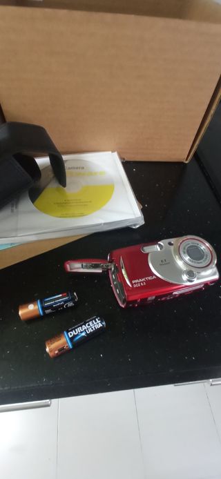 cámara digital praktica