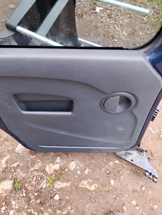 Puerta corredera de Kangoo 2018