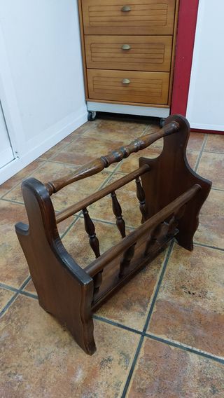 Revistero de Madera
