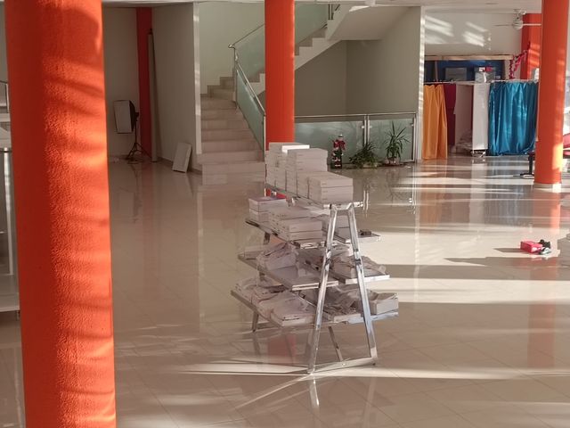 Se vende tienda completa de comunión