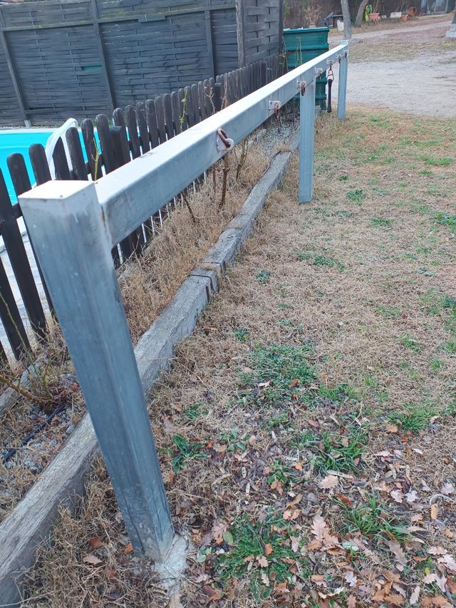 Estructura metal para caballos