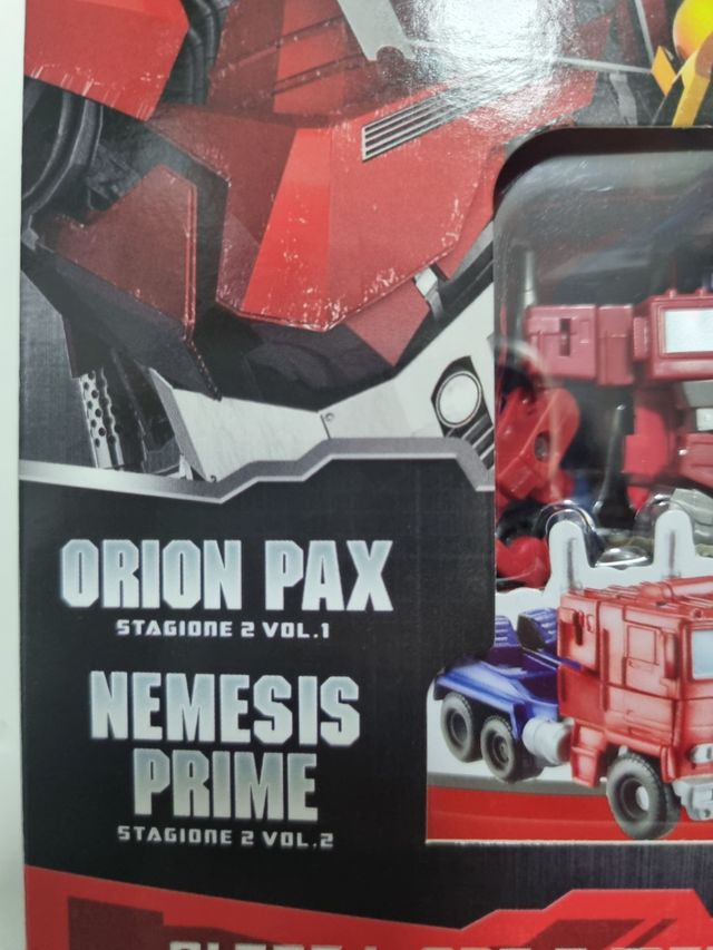 Kit collector transformers 2dvd+giocatto