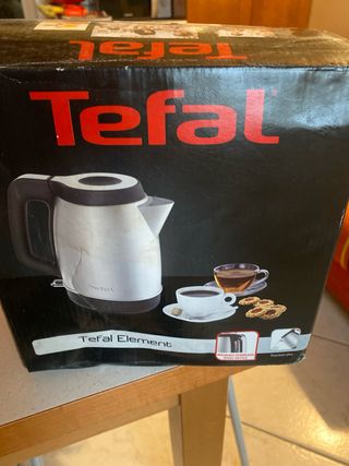 Tefal bollitore mai aperto