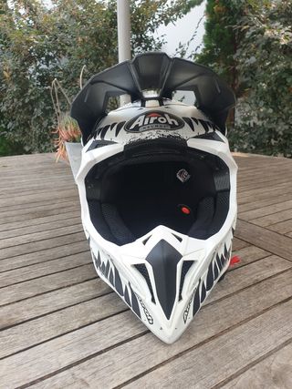 Capacete Airoh Wraap Beast - Tam. M