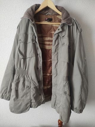 Chaquetón caqui Diesel.