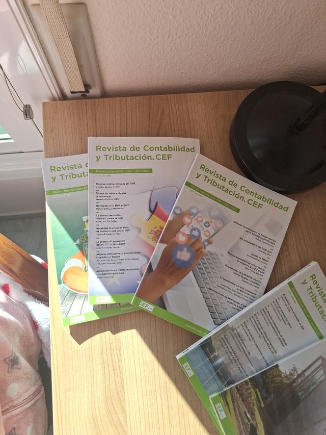 OITO REVISTAS DE CONTABILIDADE E FISCALIDADE