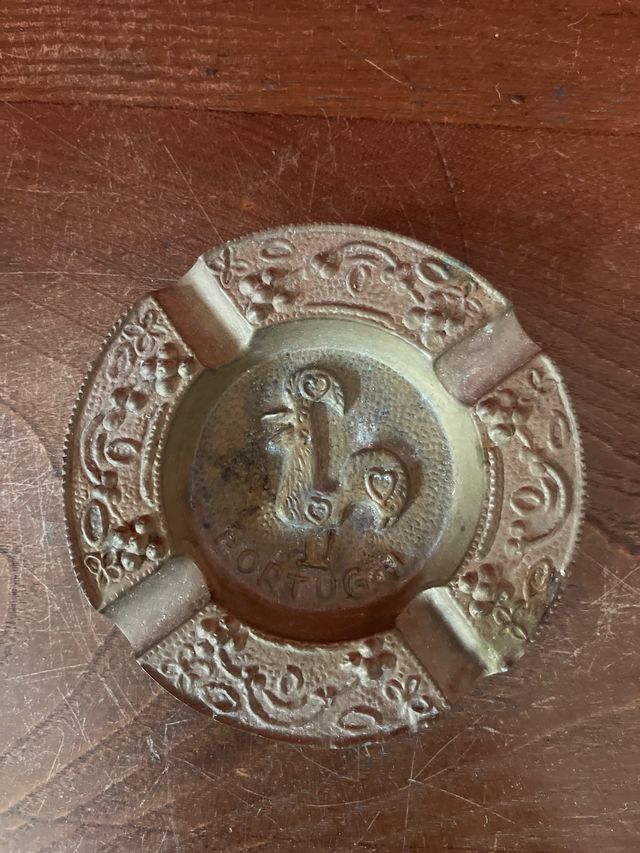 cenicero bronce portugal