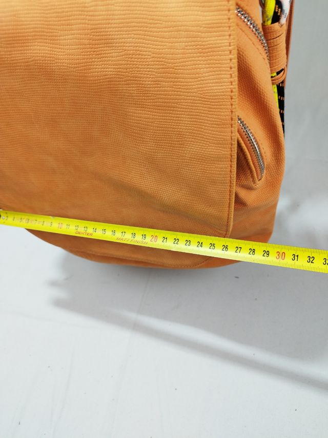 Mochila desigual naranja