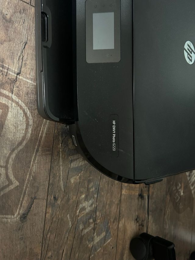 impresora casi nueva con cartucho, no tiene cable