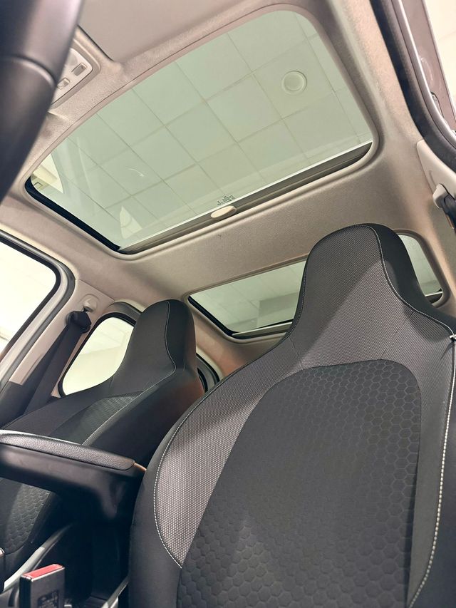 SMART FORFOUR ELECTRIC IVA DEDUCIBLE