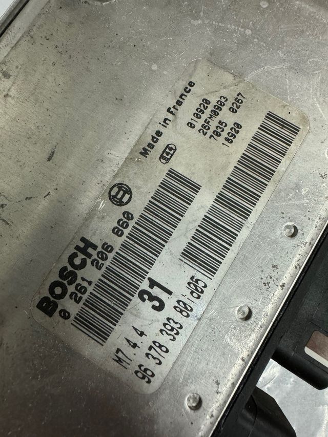 ECU Centralita Saxo VTS 1.6 VTR