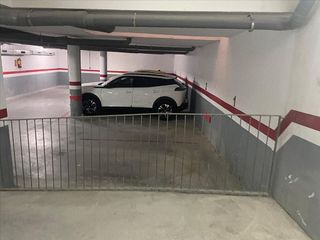 Garaje en venta en Gelida