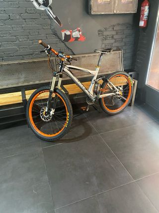 SCOTT MTB DOBLE SUSPENSION 