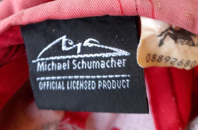 Cappello con visiera 