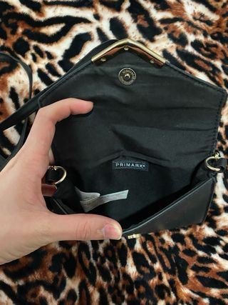 Bolsito negro de Primark