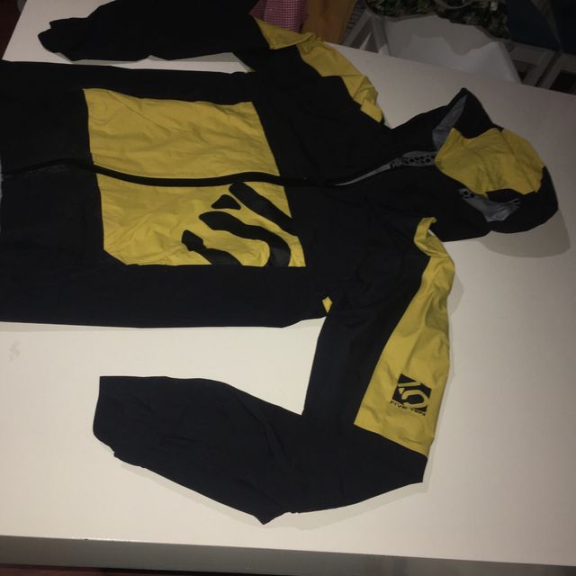 Casaco Impermeavel Five Ten Adidas XS 