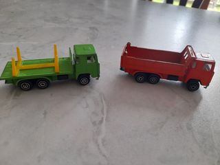 Set camioncini in metallo