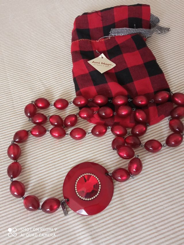 Collana resina Ami Mops