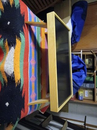 Tavolino di servizio in camera.